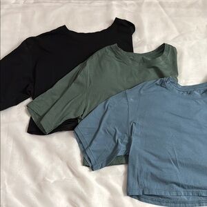 Casual Cropped T-Shirts (Black, Blue, And Green)